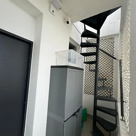 Piramide 13 * 利多尔德纳西奥尼
