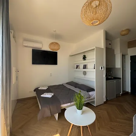 Apartment Piramide 13