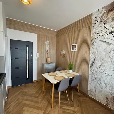 Piramide 13 Apartment *