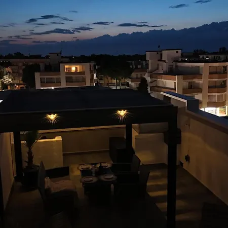 Piramide 13 Apartment *